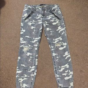 COPY - NWOT Camo jeans